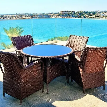 Kala Villa *